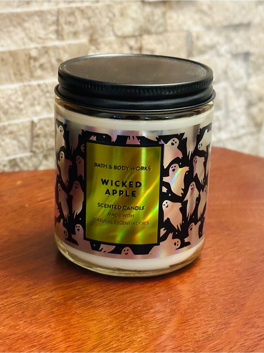 Bath & Body Works Wicked Apple Candle - Black Lid with Holographic Label